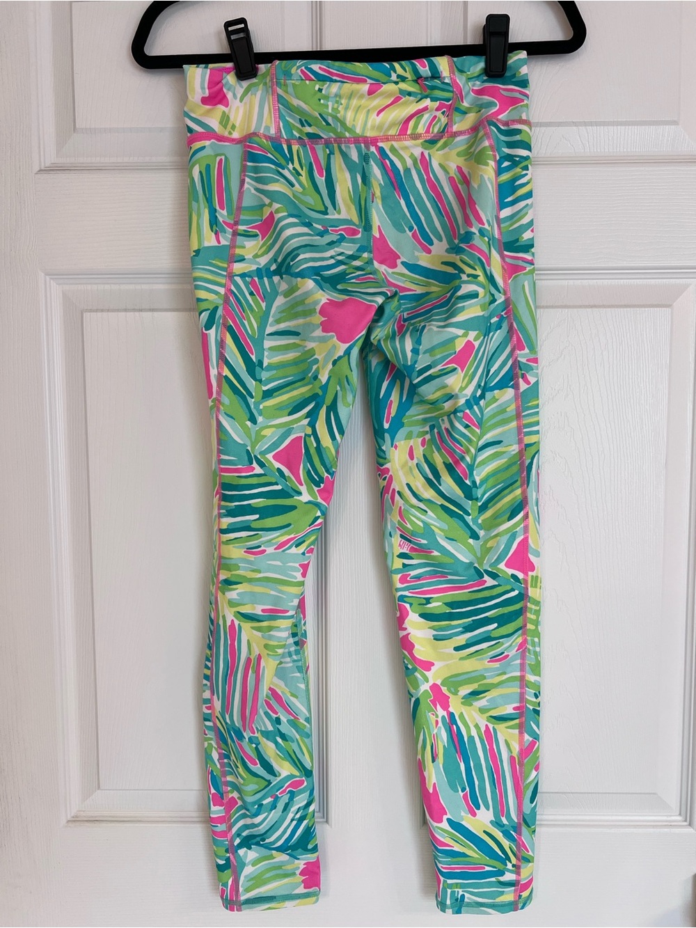 Lilly Pulitzer Luxletic leggings M pink green tropical palm print